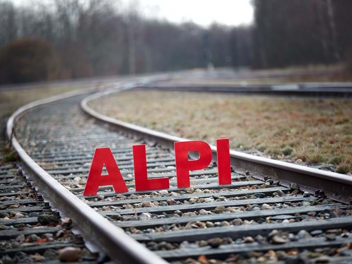 alpi-nov-2020-021.jpg?center=0.62,0.49833333333333335&mode=crop&width=720&height=540&rnd=132537932780000000